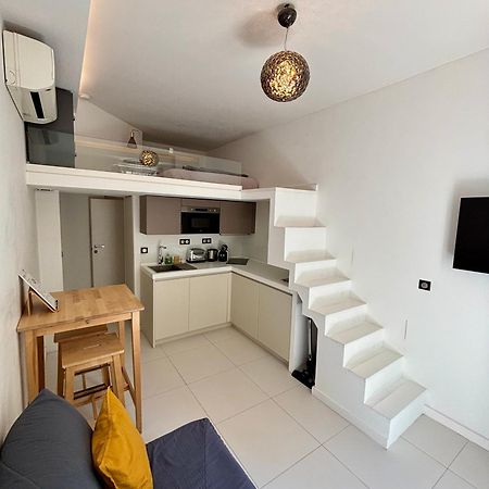 Studio A Louer Au Coeur Du Carre Dor A Nice, Rue Dalpozzo A 150 Metres Des Plages 외부 사진